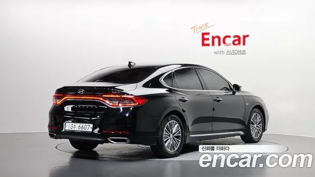 Hyundai Grandeur Granger IG Hybrid 2018 года - автомобиль из Южной Кореи
