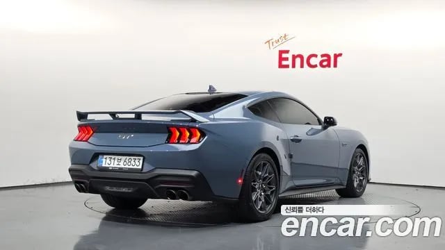 Ford Mustang Mustang 7th Generation 2025 года - вид 2