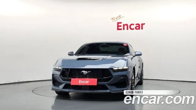 Ford Mustang Mustang 7th Generation 2025 года - вид 3
