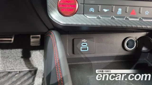 Ford Mustang Mustang 7th Generation 2025 года - похожие автомобили
