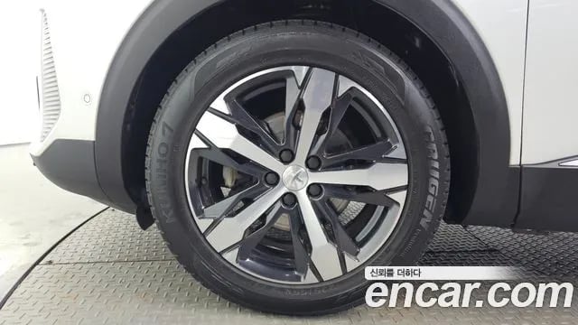 Peugeot 3008 3008 second generation 2022 года - вид 5