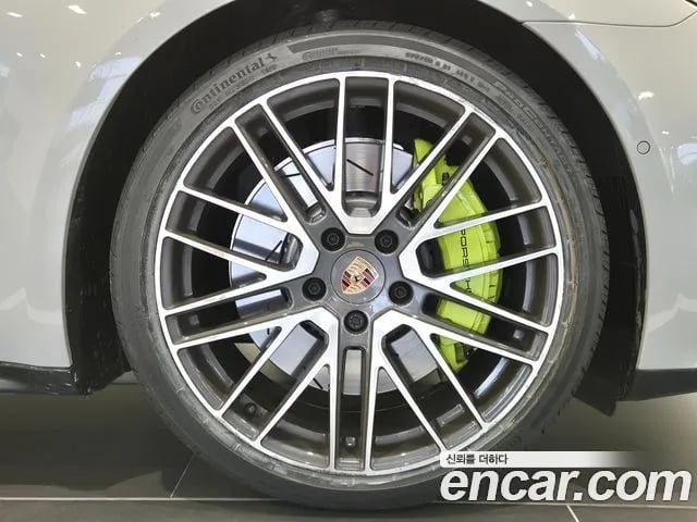 Porsche Panamera Panamera (976) 2024 года - вид 5