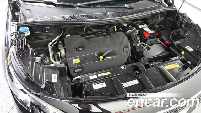 Peugeot 3008 3008 second generation 2020 года - вид 6