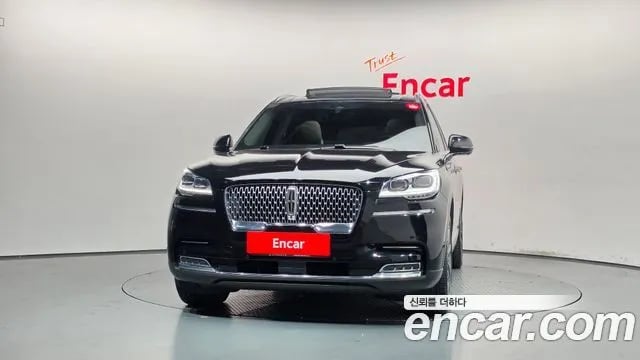 Lincoln Aviator Aviator 2nd generation 2021 года - вид 3