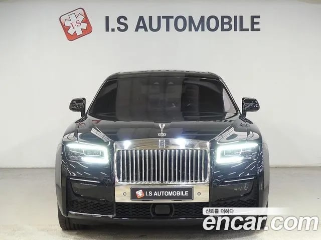 Rolls-Royce Ghost Ghost 2nd Generation 2021 года - вид 2