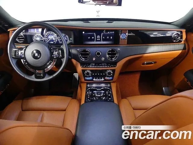 Rolls-Royce Ghost Ghost 2nd Generation 2021 года - вид 6