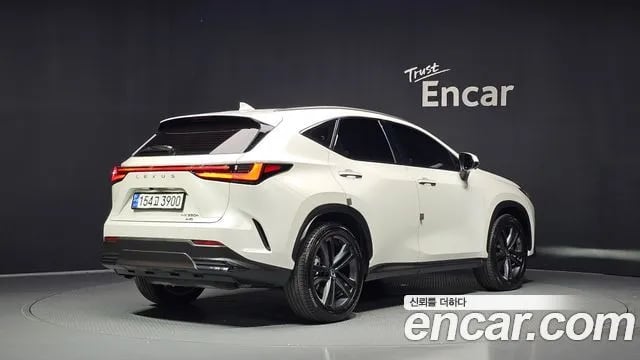 Lexus NX NX350h Second generation 2023 года - вид 2