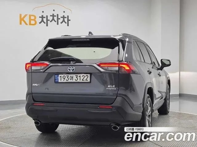 Toyota RAV4 RAV4 5th Generation 2023 года - похожие автомобили