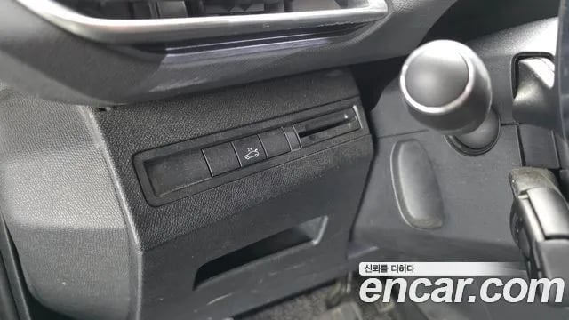 Peugeot 5008 5008 second generation 2018 года - похожие автомобили