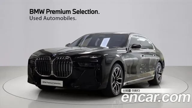 BMW 7-Series 7 Series (G70) 2026 года - вид 1