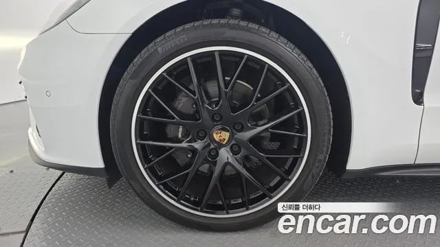 Porsche Panamera Panamera (971) 2021 года - вид 5