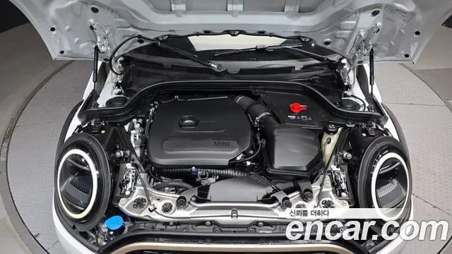 Mini Cooper Cooper S 4th Generation 2024 года - вид 6