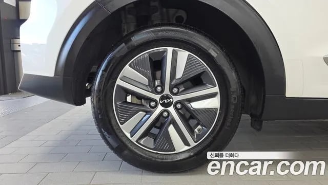 Kia Niro The New Niro 2021 года - вид 5