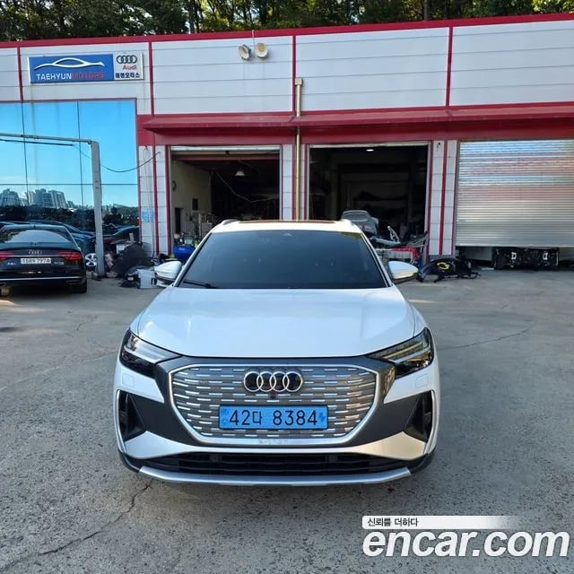 Audi Q4 e-tron Q4 e-Tron (F4) 2025 года - вид 1