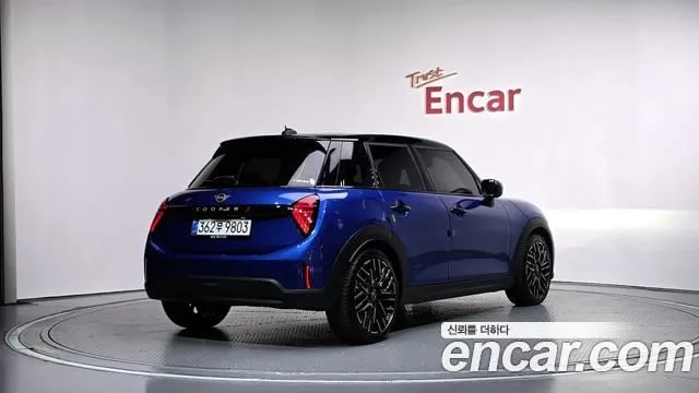 Mini Cooper Cooper S 4th Generation 2025 года - вид 2