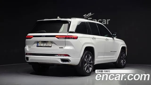 Jeep Cherokee Grand Cherokee (WL) 2023 года - вид 2