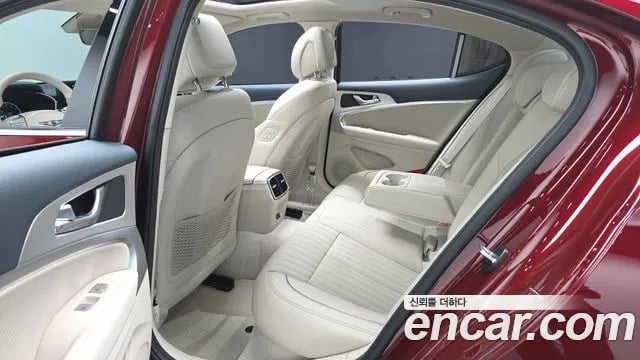 Genesis G70 The New G70 2025 года - похожие автомобили