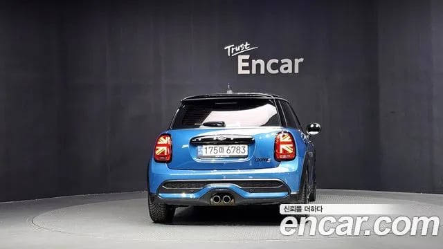 Mini Cooper Cooper S 2022 года - вид 4