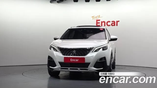 Peugeot 3008 3008 second generation 2018 года - вид 3