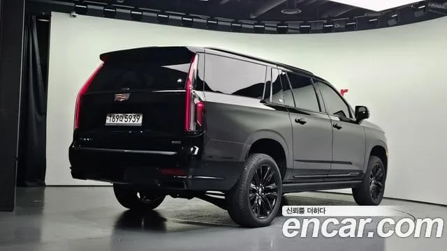 Cadillac Escalade Escalade 5th Generation 2024 года - вид 2