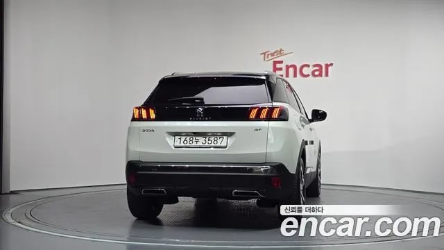 Peugeot 3008 3008 second generation 2021 года - вид 3