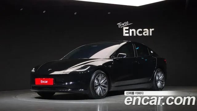 Tesla Model 3 Model 3 2024 года - автомобиль из Южной Кореи