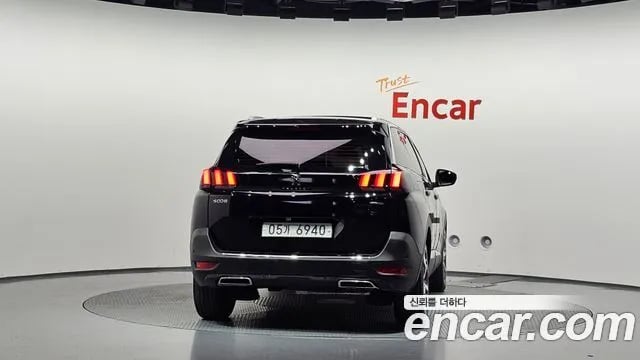 Peugeot 5008 5008 second generation 2018 года - вид 4
