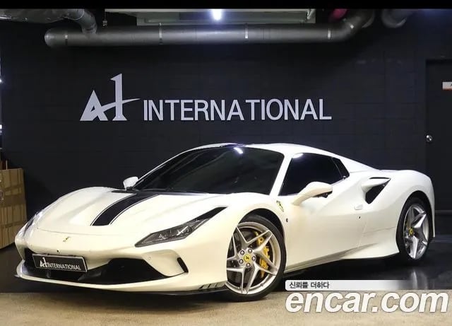 Ferrari F8 F8 Spider 2021 года - вид 2