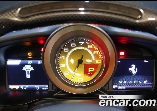 Ferrari F8 F8 Spider 2021 года - похожие автомобили