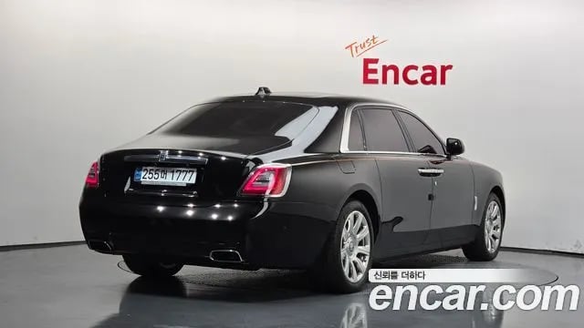 Rolls-Royce Ghost Ghost 2nd Generation 2024 года - вид 2