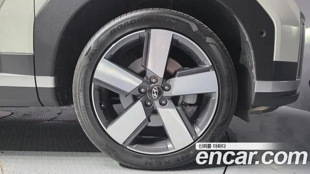 Hyundai Santafe San Tafe (MX5) 2025 года - вид 5