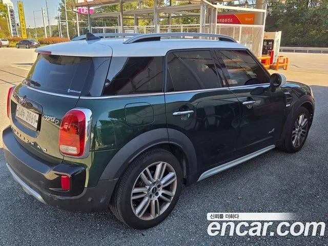 Mini Countryman Cooper D Country Man 2019 года - вид 2