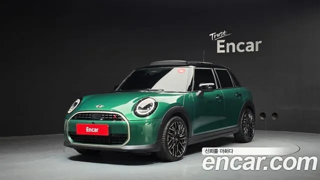 Mini Cooper Cooper S 4th Generation 2025 года - автомобиль из Южной Кореи