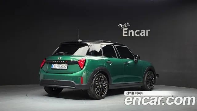 Mini Cooper Cooper S 4th Generation 2025 года - вид 2