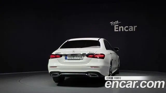Mercedes-Benz E-Class E-Class W213 2023 года - вид 4