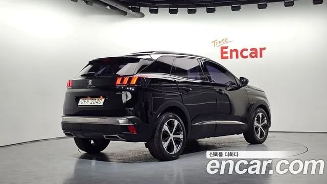 Peugeot 3008 3008 second generation 2018 года - вид 2