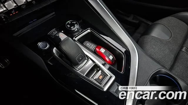 Peugeot 3008 3008 second generation 2018 года - похожие автомобили