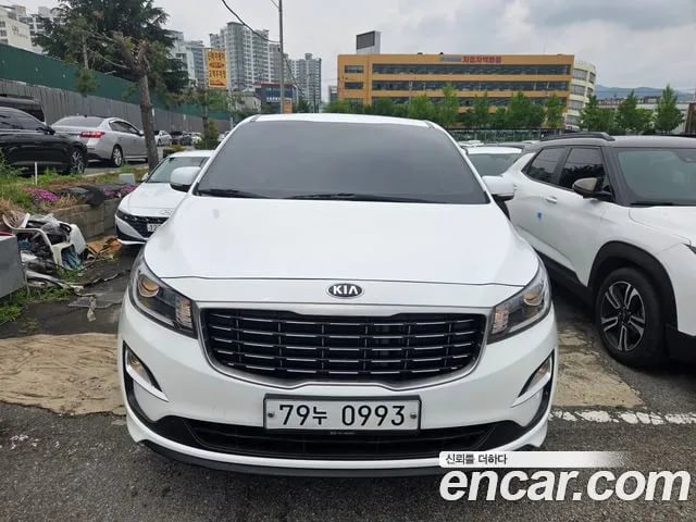 Kia Carnival The New Carnival 2019 года - вид 2
