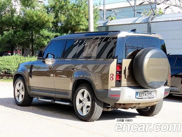 Land Rover Defender Bitdefender (L663) 2022 года - вид 3