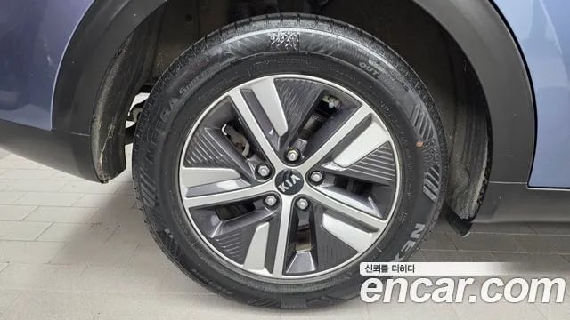 Kia Niro The New Niro 2019 года - вид 5