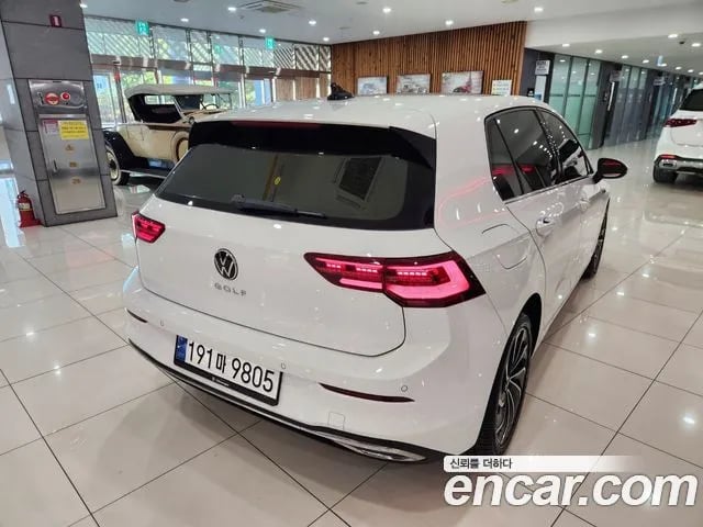 Volkswagen Golf Golf 8th Generation 2023 года - вид 2