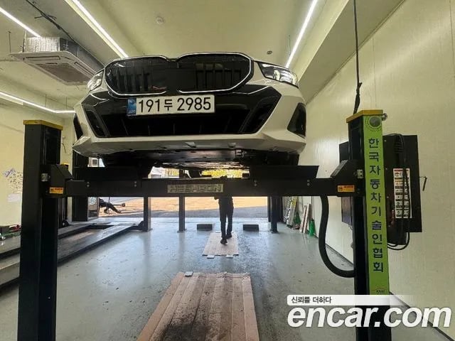 BMW 5-Series 5 Series (G60) 2026 года - автомобиль из Южной Кореи