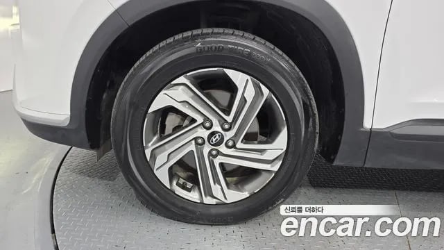 Hyundai Santafe The New San Tafe 2021 года - вид 5
