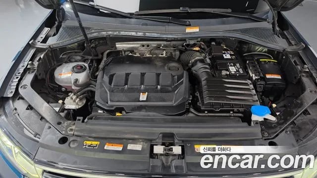 Volkswagen Tiguan Tiguan second Generation 2021 года - вид 6
