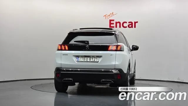 Peugeot 3008 3008 second generation 2021 года - вид 4