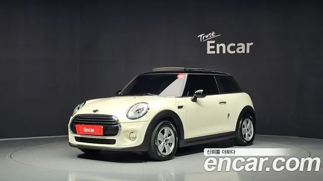 Mini Cooper Cooper D 2018 года - автомобиль из Южной Кореи