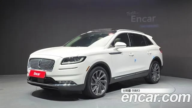 Lincoln Nautilus Nautilus First generation 2022 года - вид 1