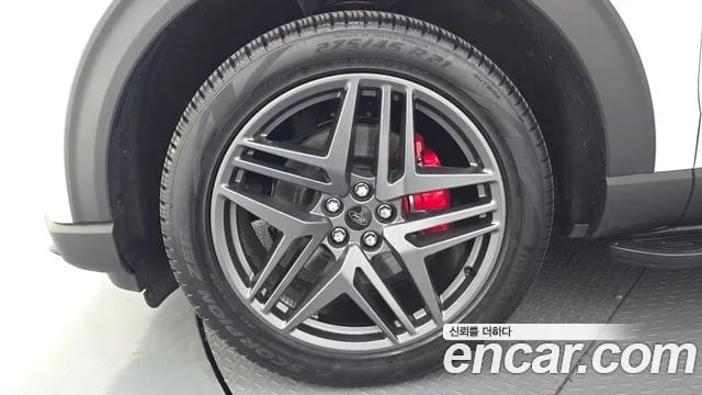 Ford Explorer Explorer 6th Generation 2025 года - вид 5