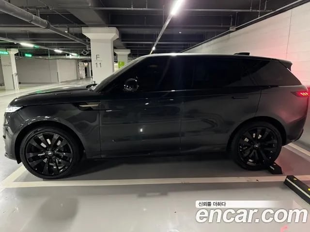 Land Rover Range Rover Sport Range Rover Sport 3rd Generation 2023 года - вид 2