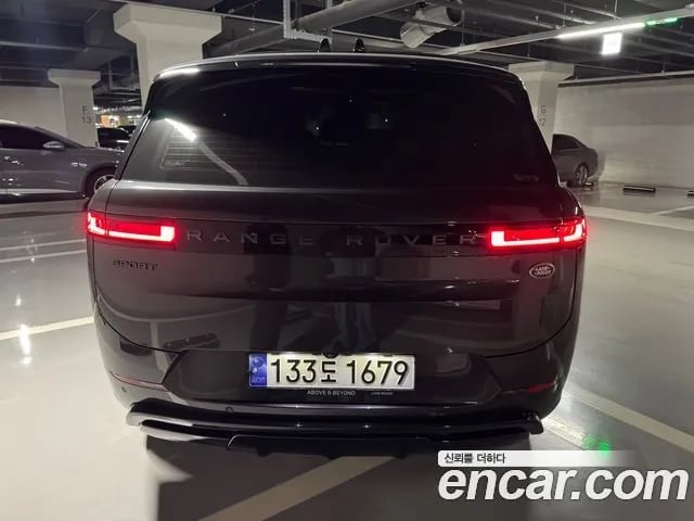 Land Rover Range Rover Sport Range Rover Sport 3rd Generation 2023 года - вид 3